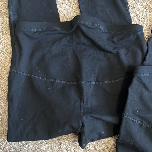 Lot of 2 Old Navy Maternity Lattice Hem Yoga Pants - Picture 4 of 8